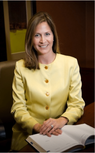 Karen Varela - Abogada de Inmigracion